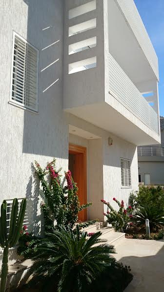 VILLA DE MAITRE HK